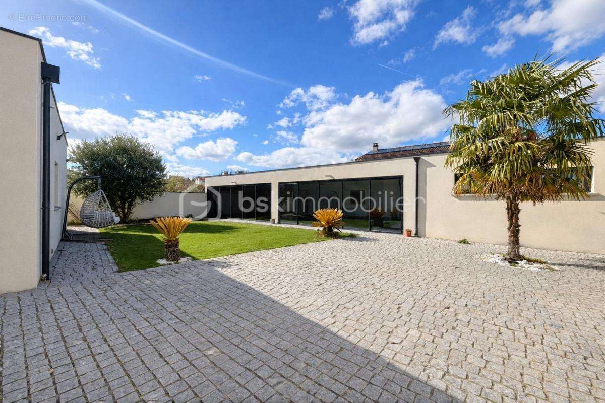 Maison de 227m² - photo 17