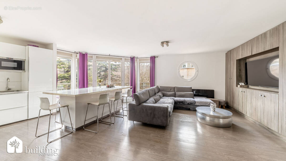 Appartement à LEVALLOIS-PERRET