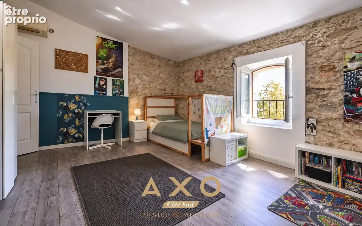 Coudoux - maison de caractère en pierre - 317 m² - 2 habitations - piscine - jardin paysager - terrain 1 600 m² - 1 400 000     - photo 18