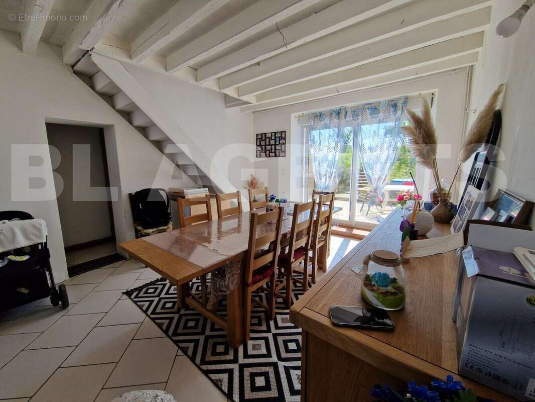 3 - Maison à MONTMIRAIL