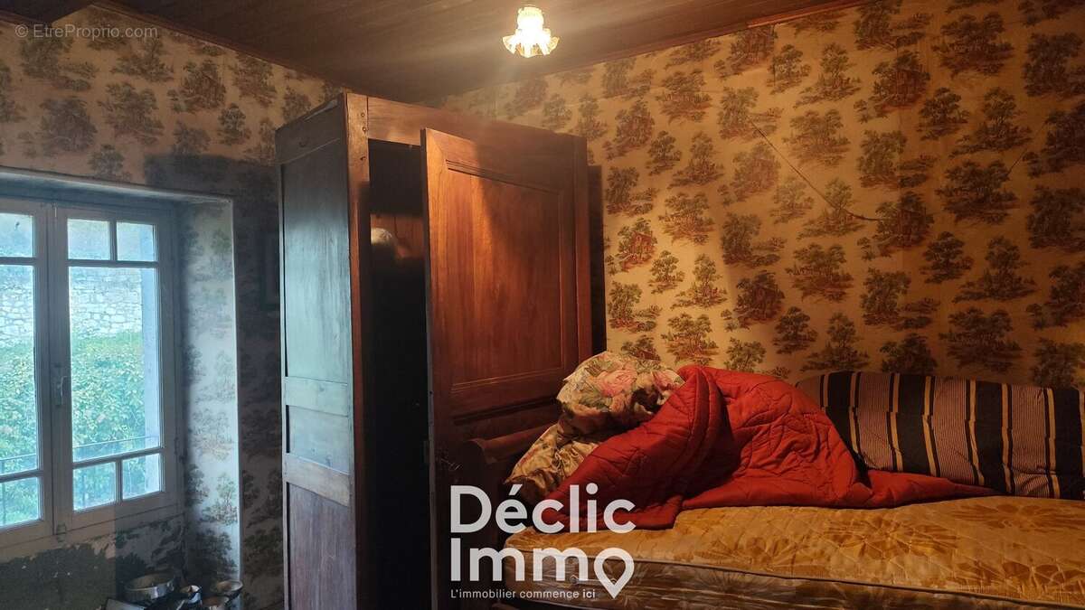 Maison à VOEUIL-ET-GIGET