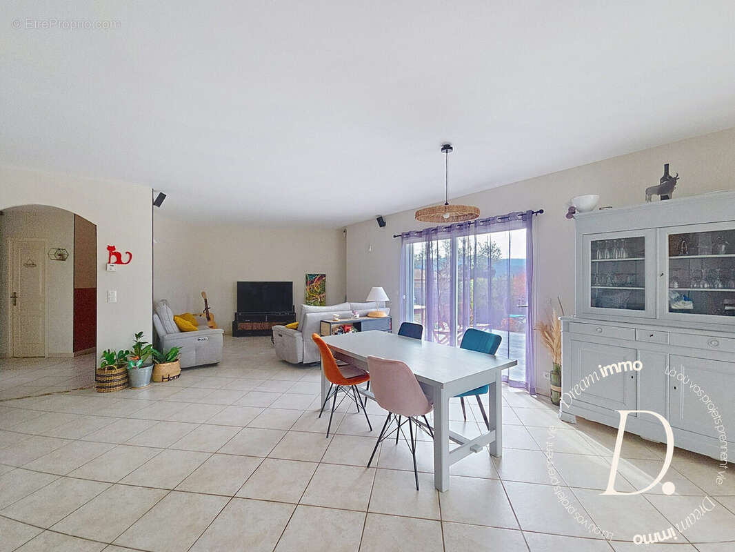 Maison à CESSENON-SUR-ORB