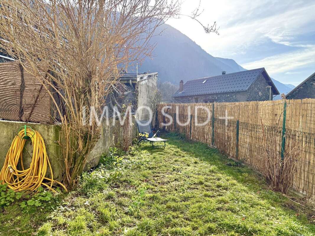 Maison à LIVET-ET-GAVET