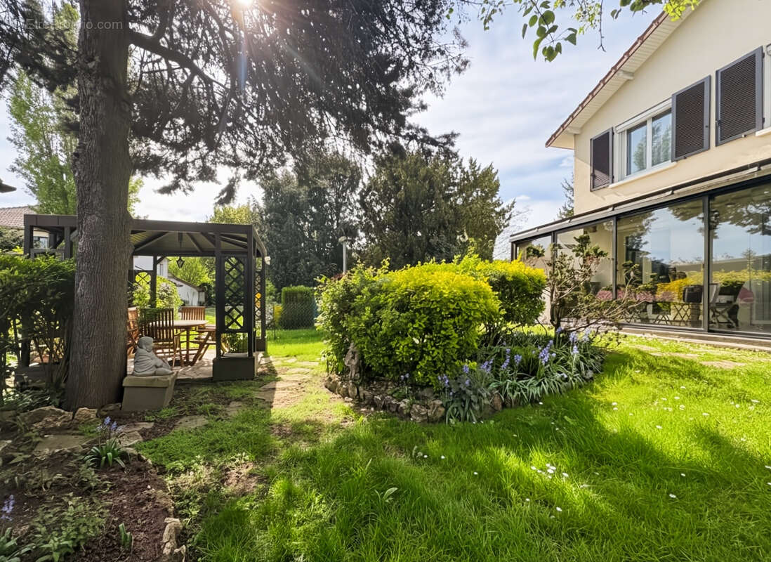 Maison 171m² à verrières-le-buisson - photo 2