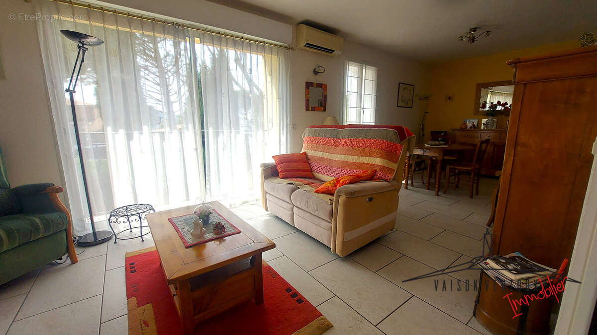 Maison à VAISON-LA-ROMAINE