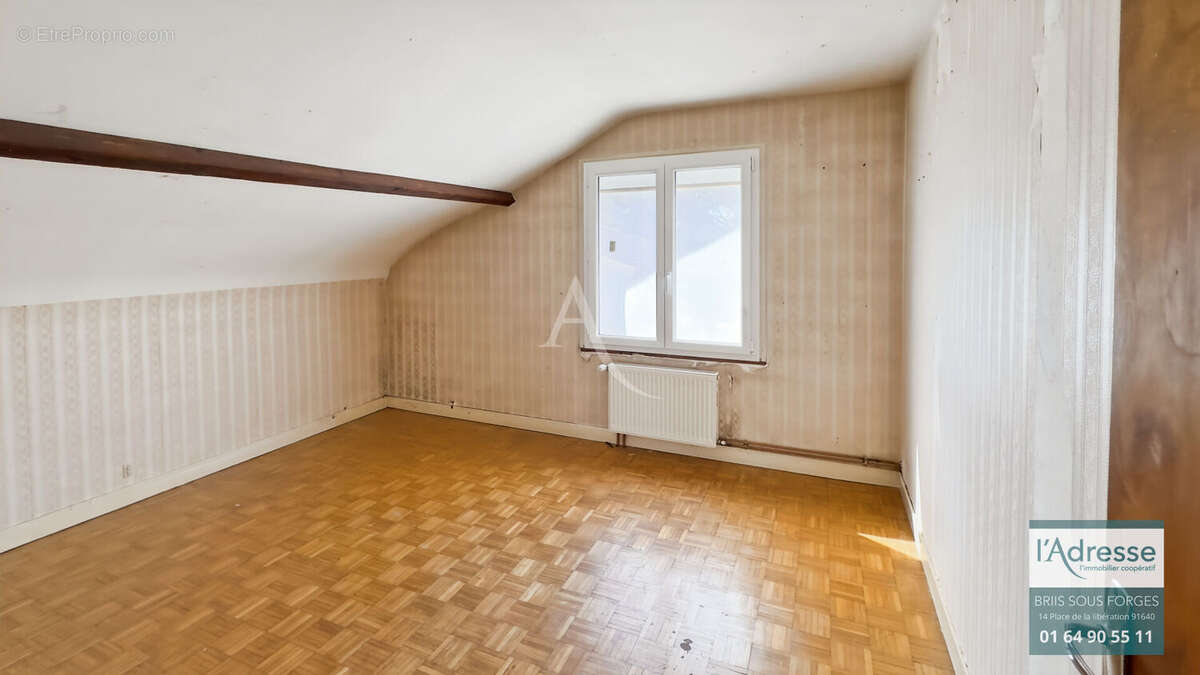 Maison à VAUGRIGNEUSE