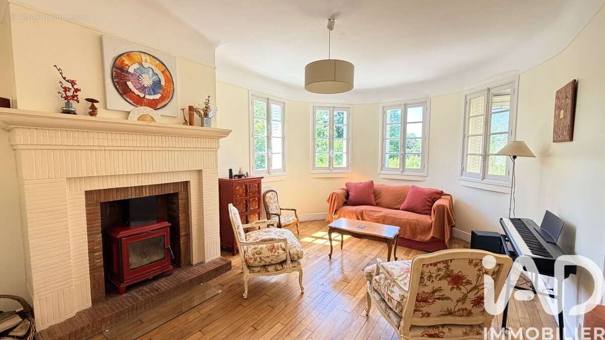 Photo 9 - Maison à VAUX-LE-PENIL