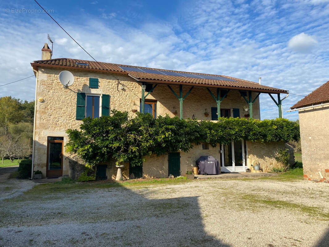 Maison à DURAVEL