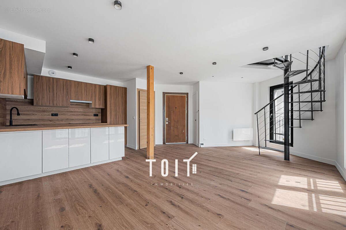 Appartement à PARIS-12E