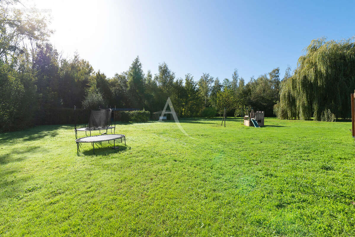 Maison à BRISSARTHE