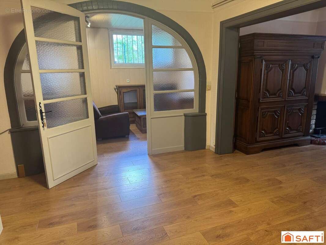 Maison 263 m² à Clermont-En-Argonne  - photo 4