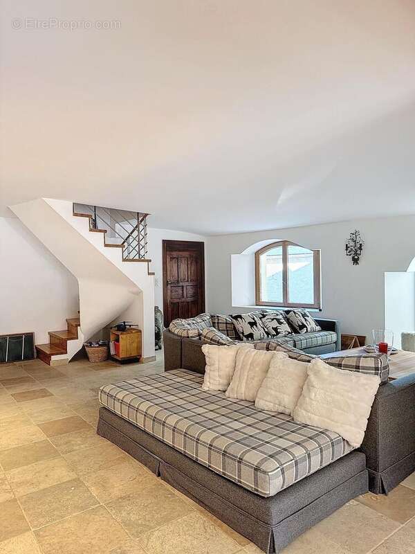 Photo 5 - Maison à LA SALLE-LES-ALPES