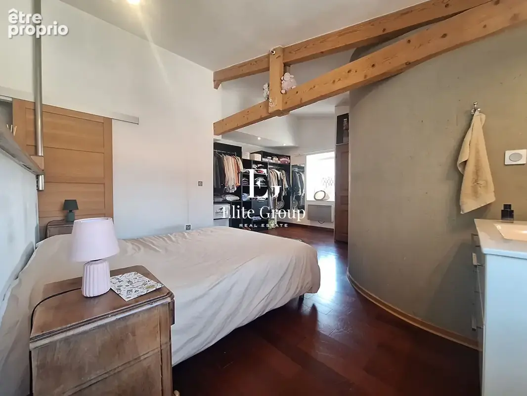 A vendre belle maison en pierre à Triac Lautrait 9 pièces 246 m2 - photo 17