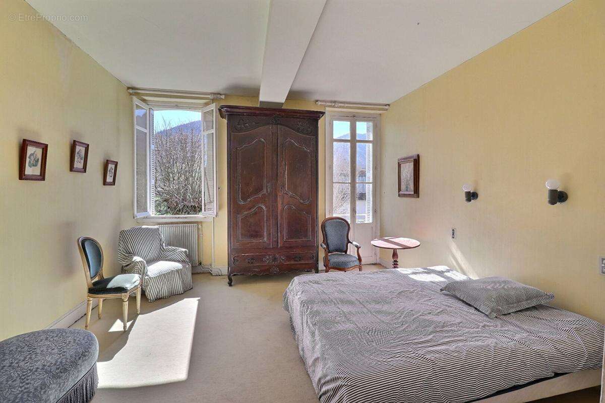 Maison à SAINT-PE-DE-BIGORRE