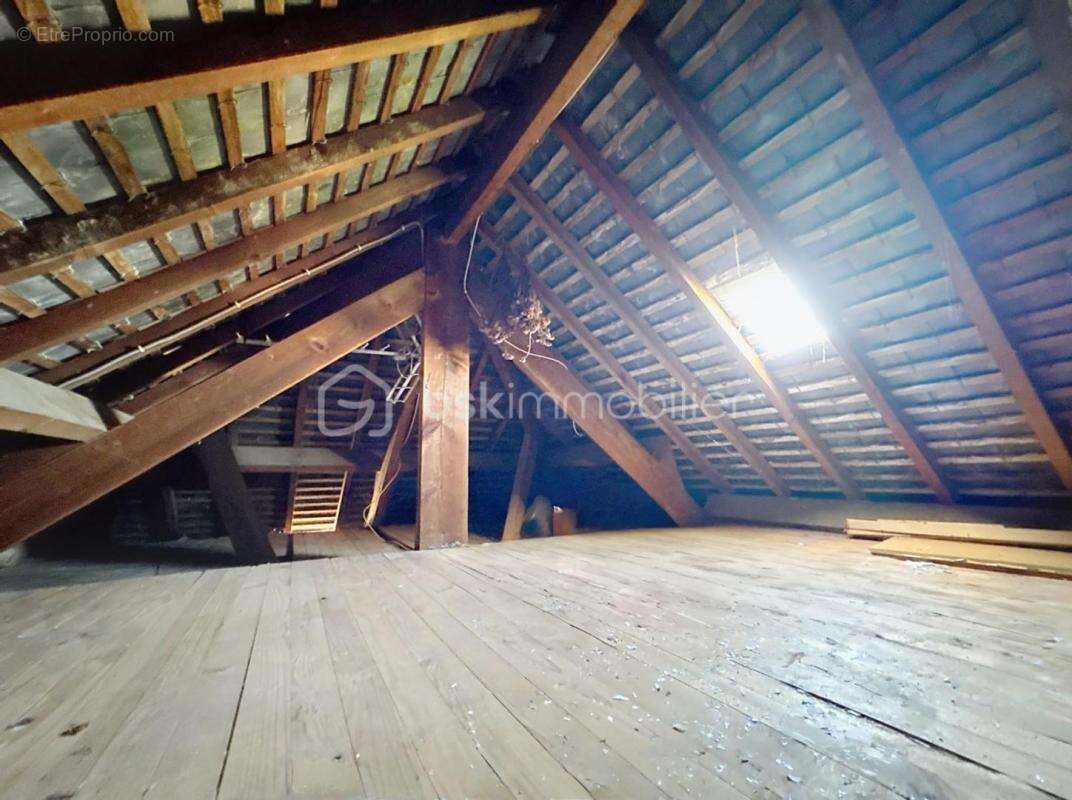 Maison à MONTFARVILLE