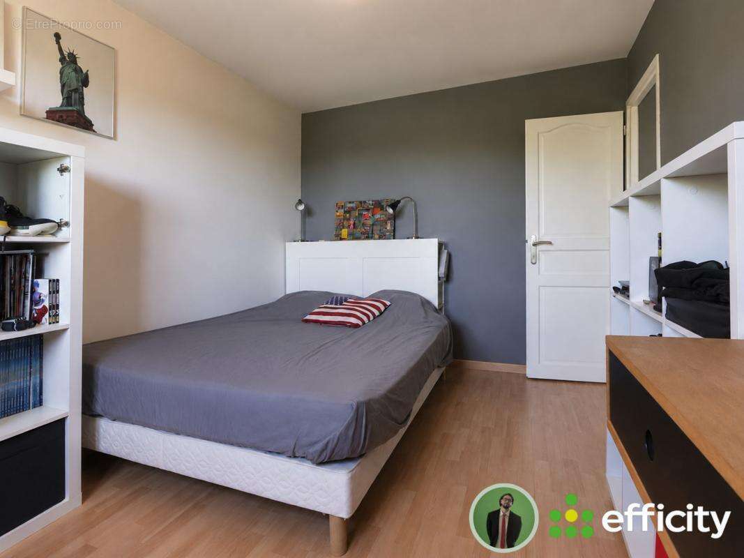 Maison 230 m² à Montmerle-Sur-Saone  - photo 8