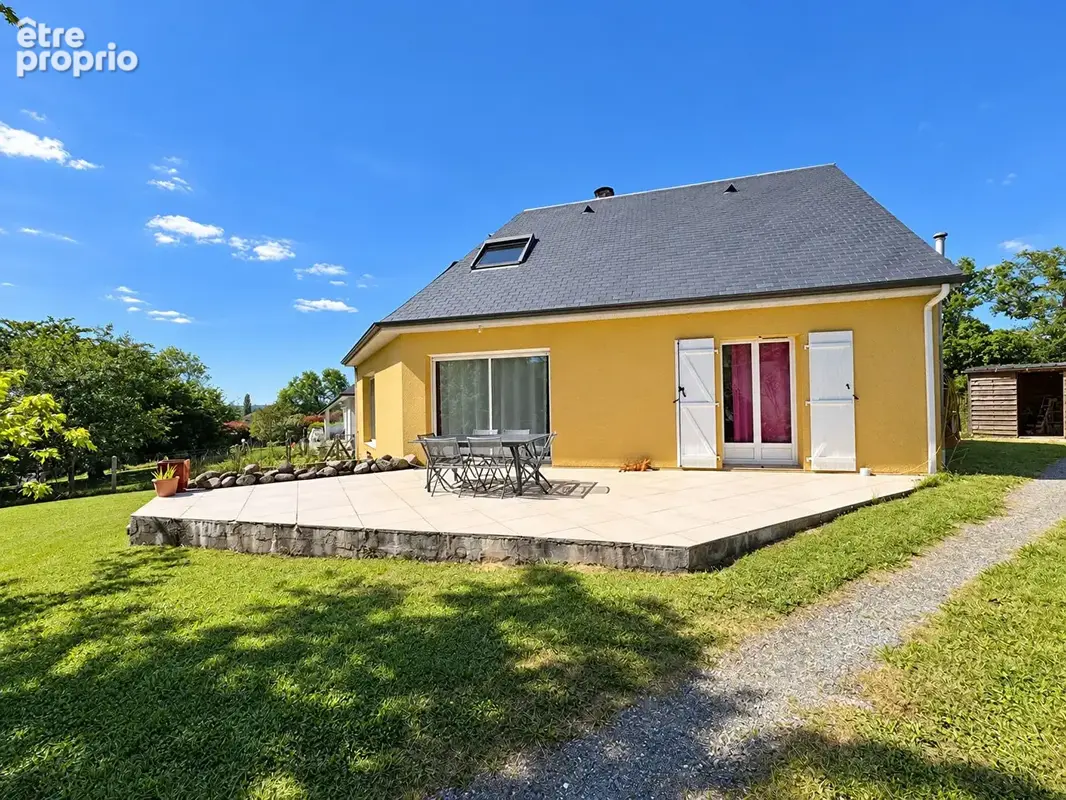 Maison à JUILLAN