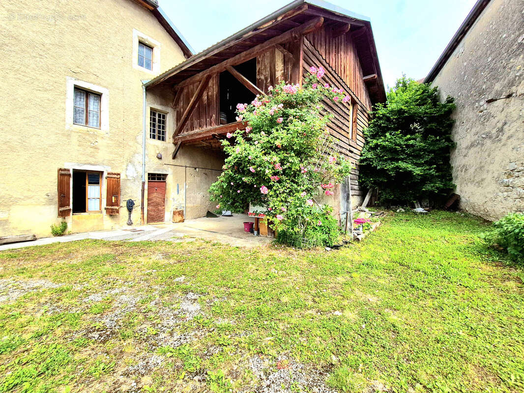 Maison à GEX