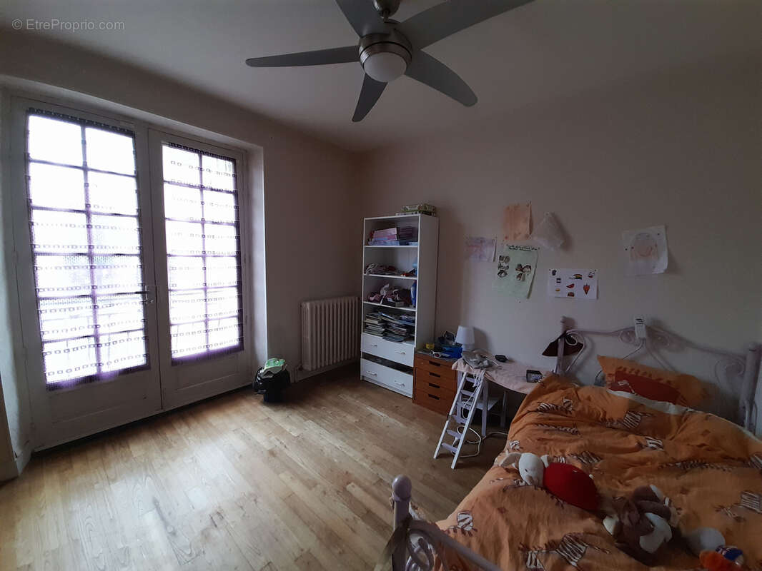 Appartement à VAUNAC