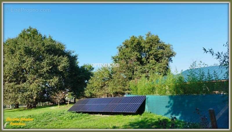 Maison à LA ROCHE-CHALAIS