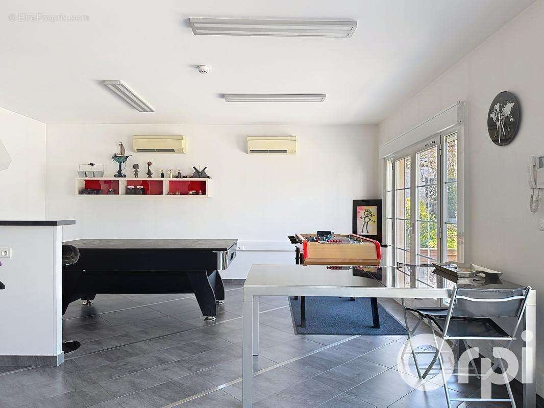 Maison à BALLAINVILLIERS