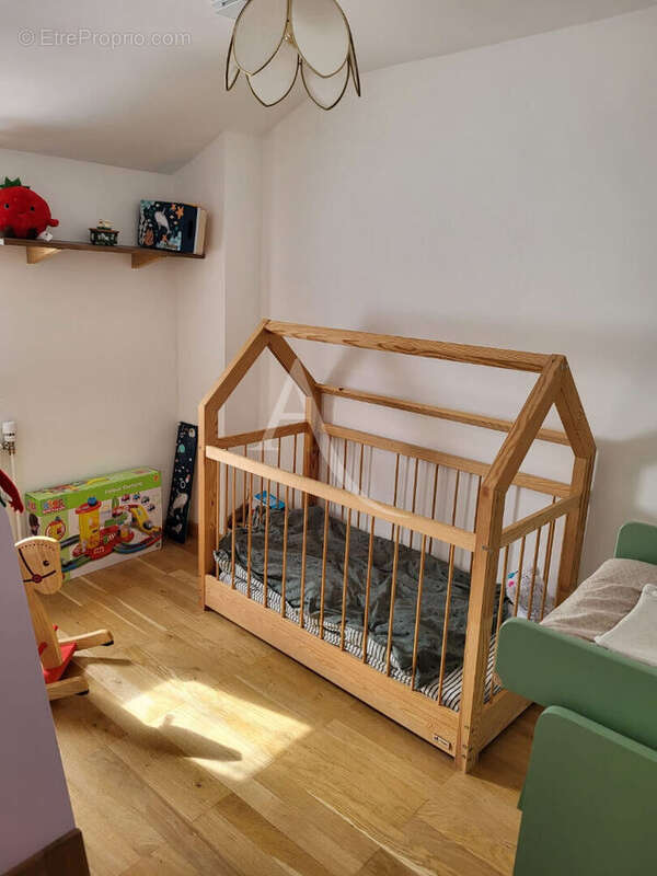 Maison à BURES-SUR-YVETTE