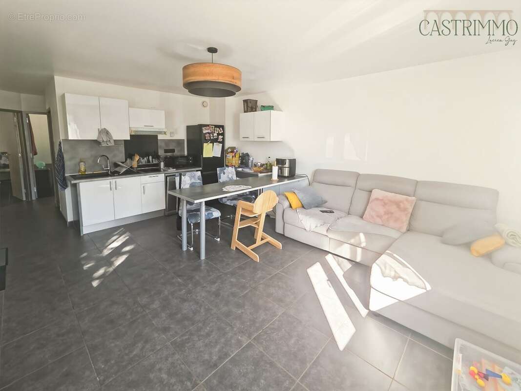 Appartement à SUSSARGUES