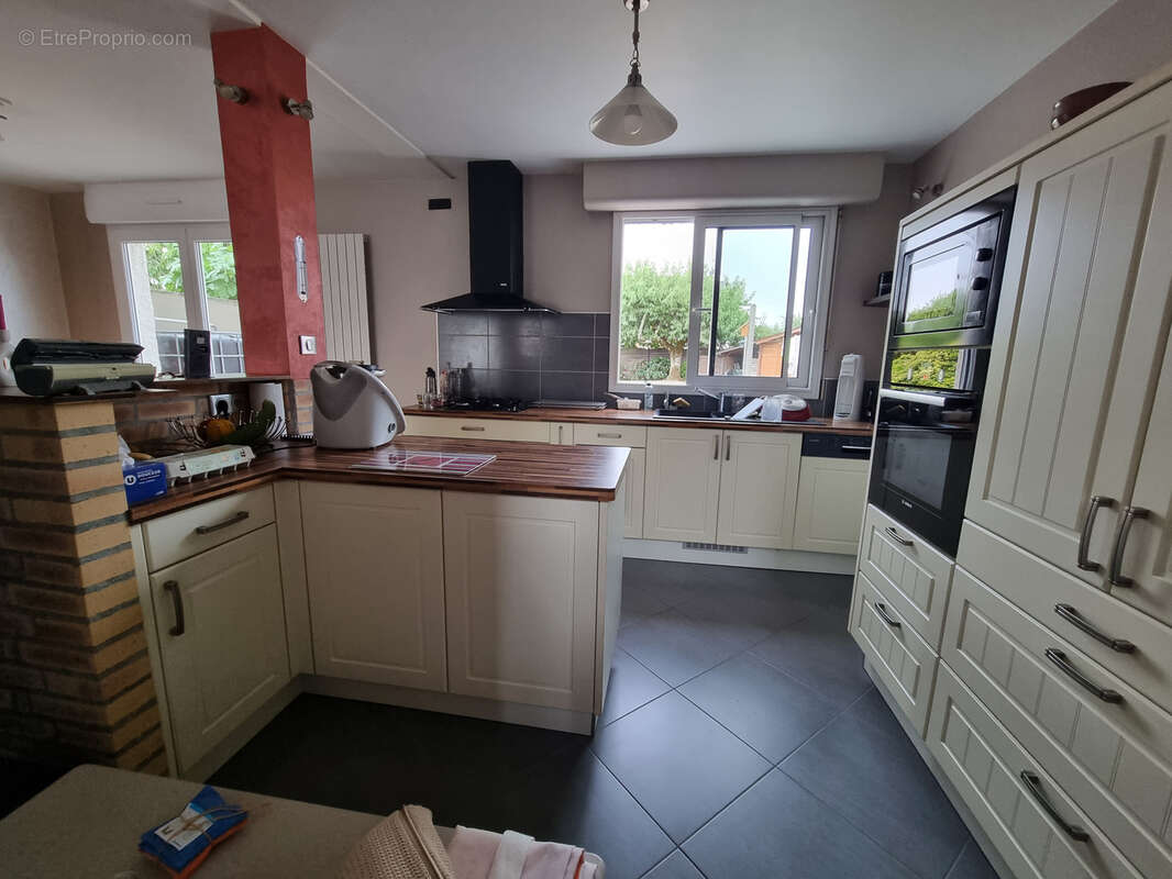 Maison à vendre à Saint-Erblon centre, 110m2, 4 chambres, terrain 548m2. - photo 10
