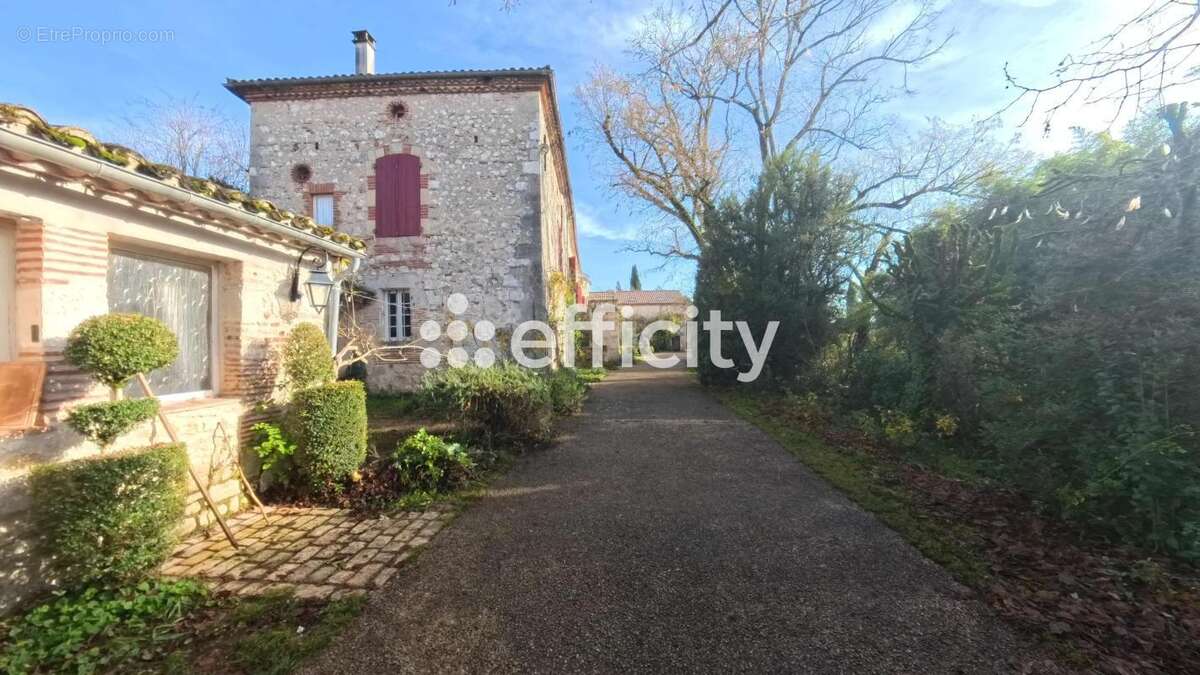 Maison à PENNE-D'AGENAIS