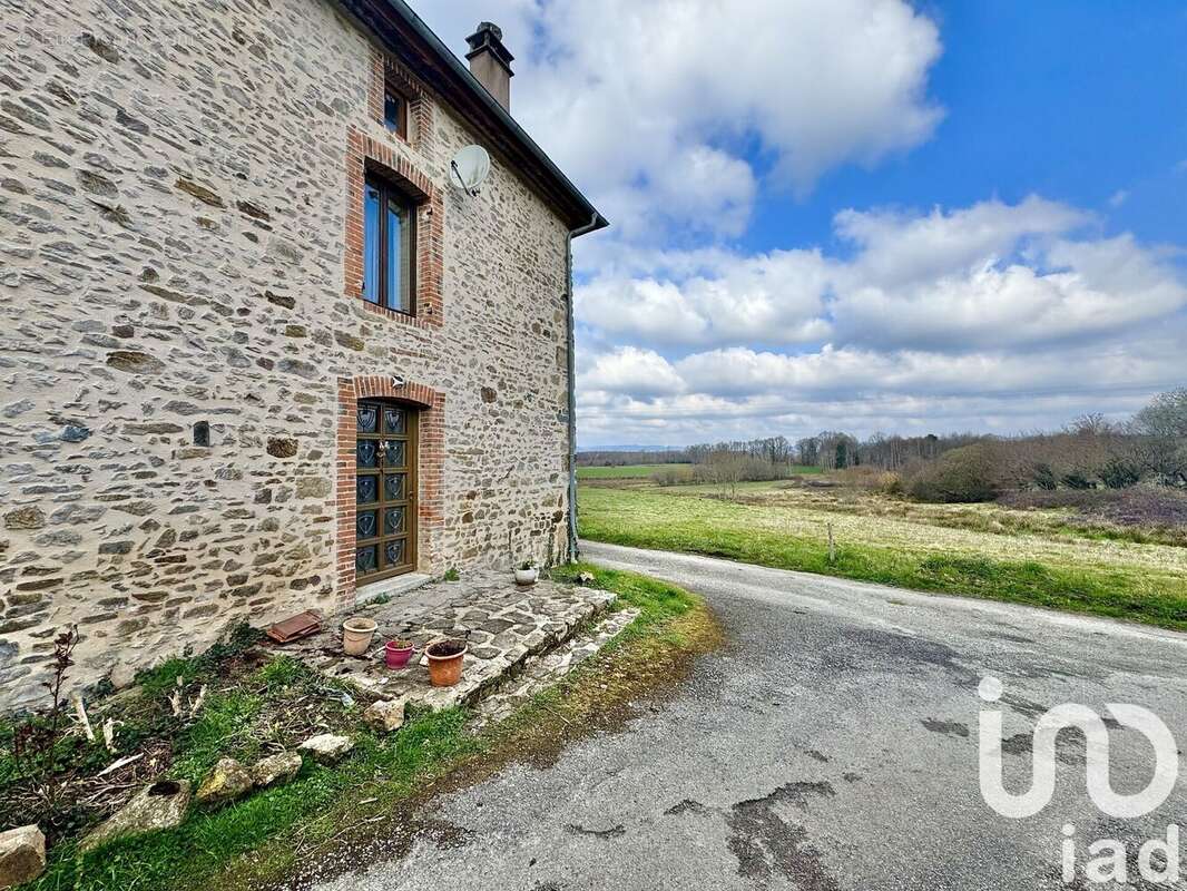 Photo 3 - Maison à SAINT-MARTIN-SAINTE-CATHERINE