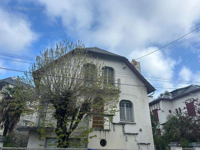  Maison de ville de caractère avec jardin et garage - photo 6