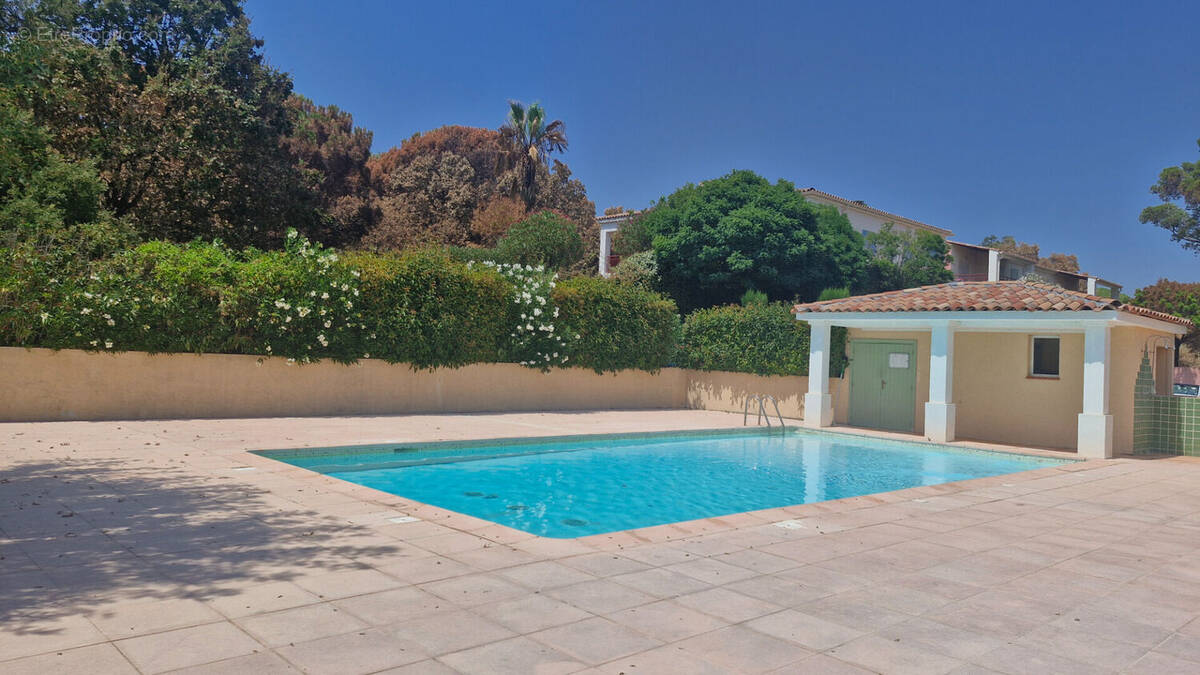 Appartement à FREJUS
