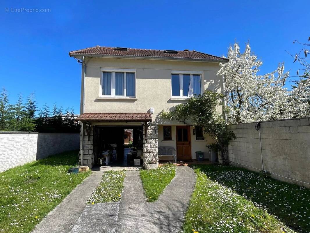 Maison à MONTFERMEIL