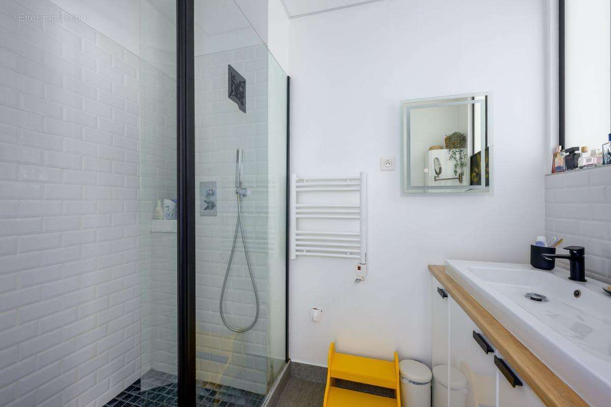 Secteur GATINOT - Maison 102.71 m² UTILES - 3 Chambres - Gare à pied - photo 9