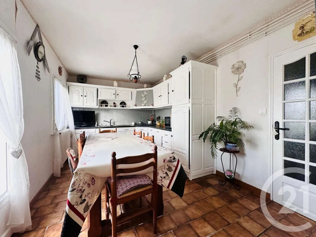 Maison à SAINT-ANDRE-DE-CUBZAC
