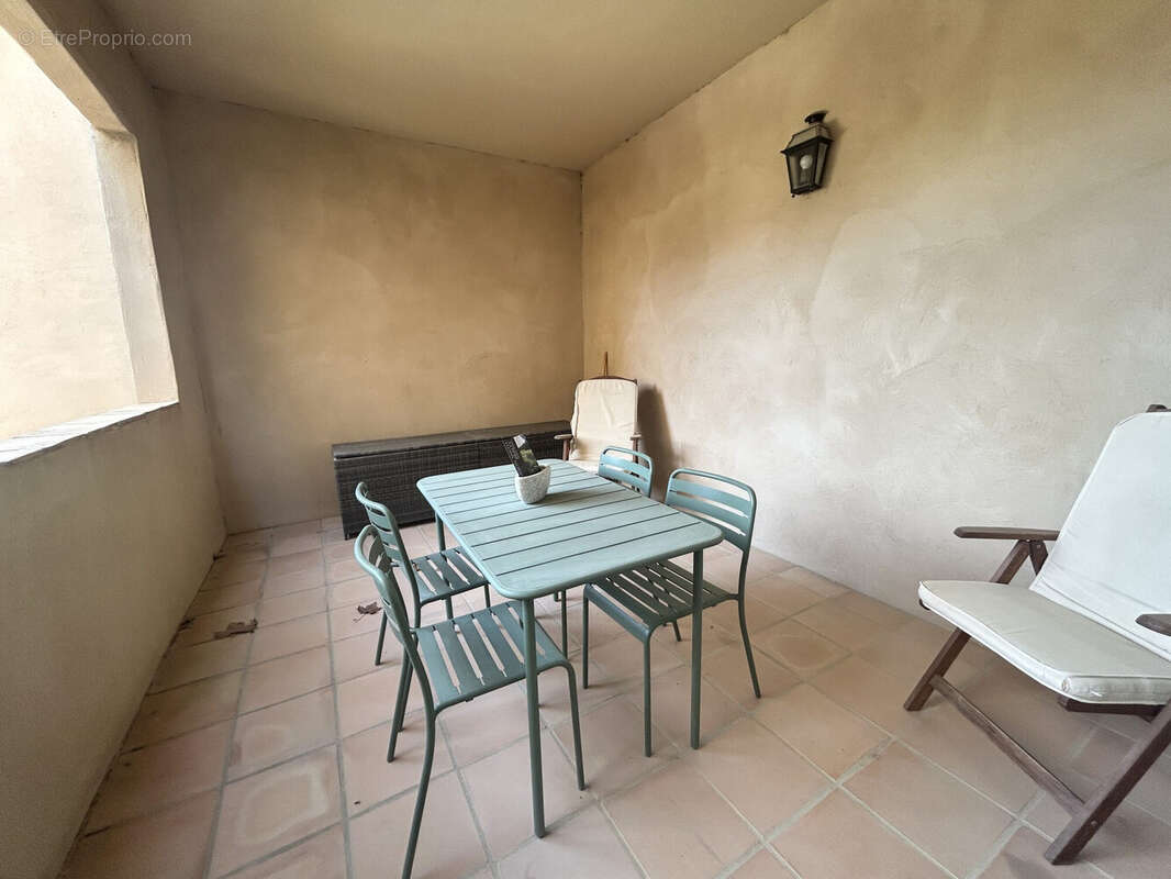 Appartement à MALLEMORT