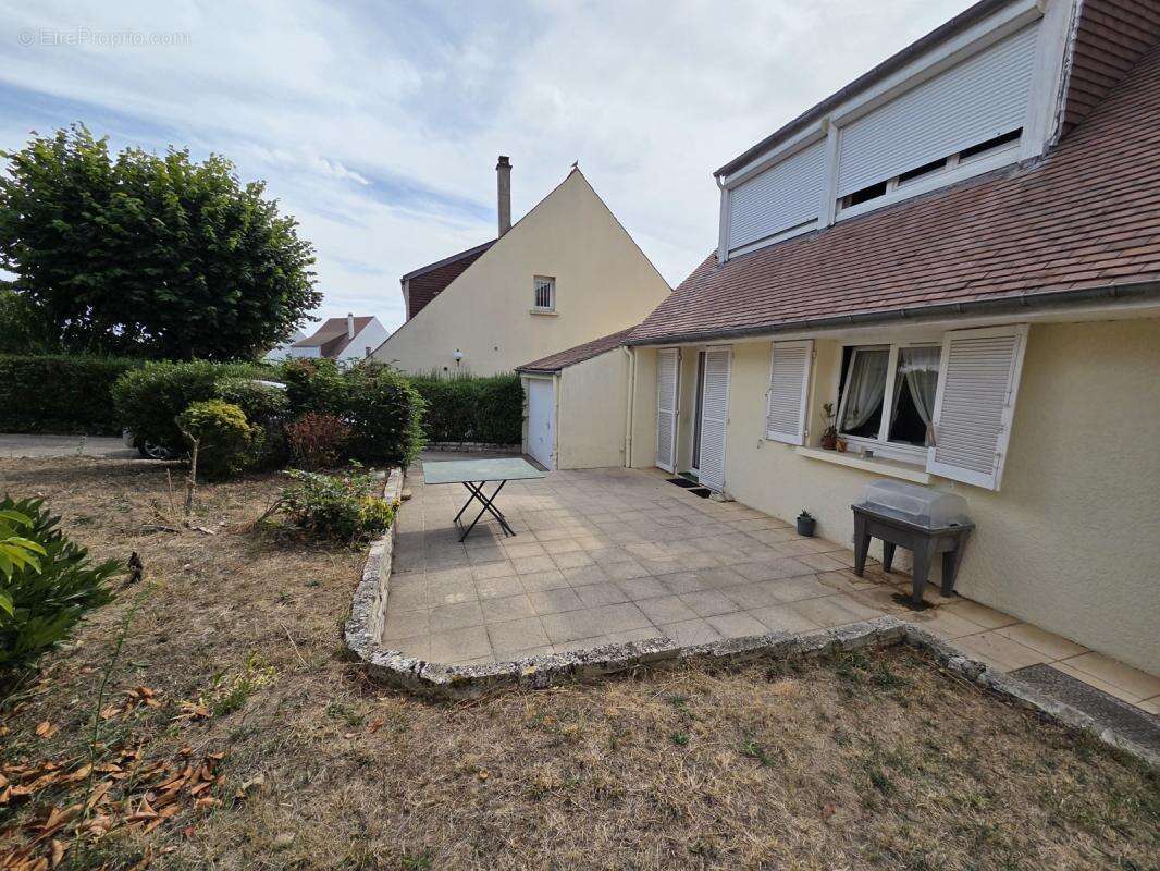 Agréable maison coeur village avec de beaux volumes - photo 2