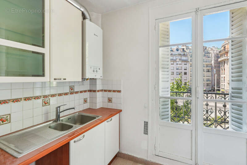Balcon filant 15m2 ! - 3 P - 2 chbres - 73 m2 - photo 10