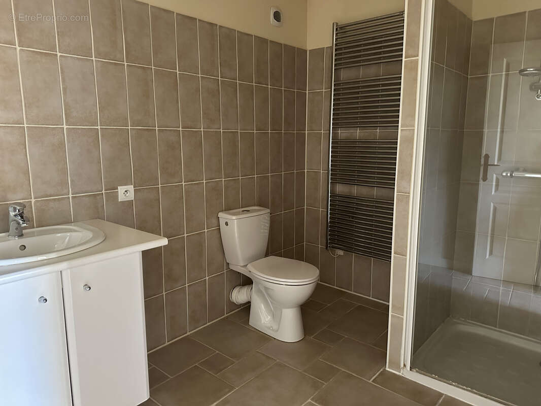 Maison à LIGNIERES-SONNEVILLE