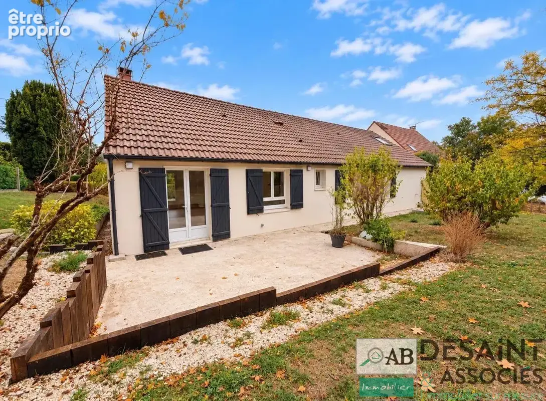 Bouleurs, maison individuelle de 108 m2 avec 5 chambres, garage, places de parking. Terrain de 929 m2 - photo 1