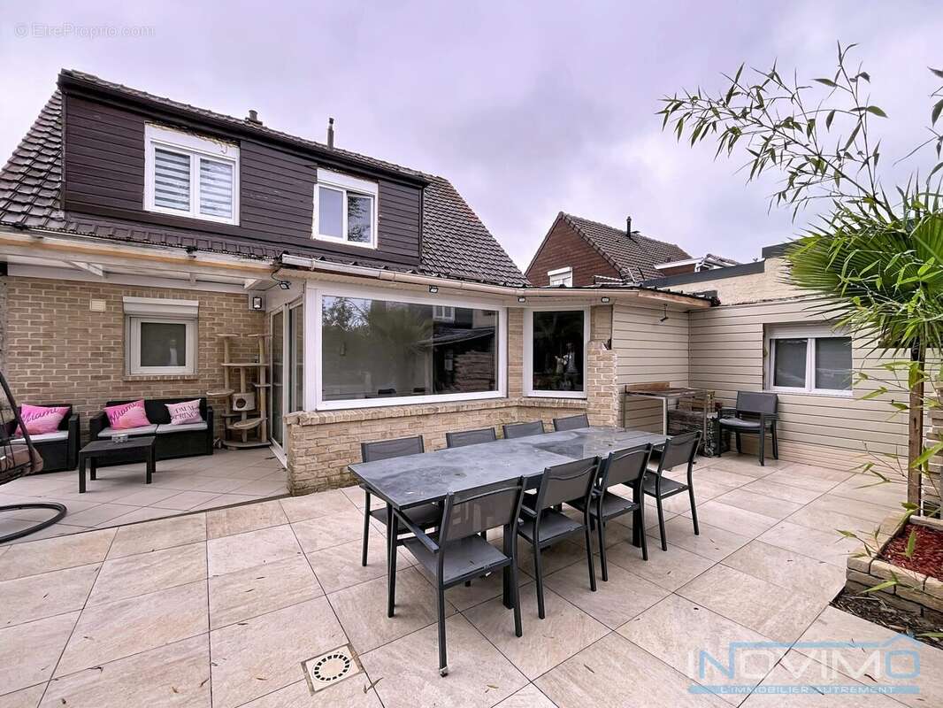 Maison à CAPPELLE-LA-GRANDE