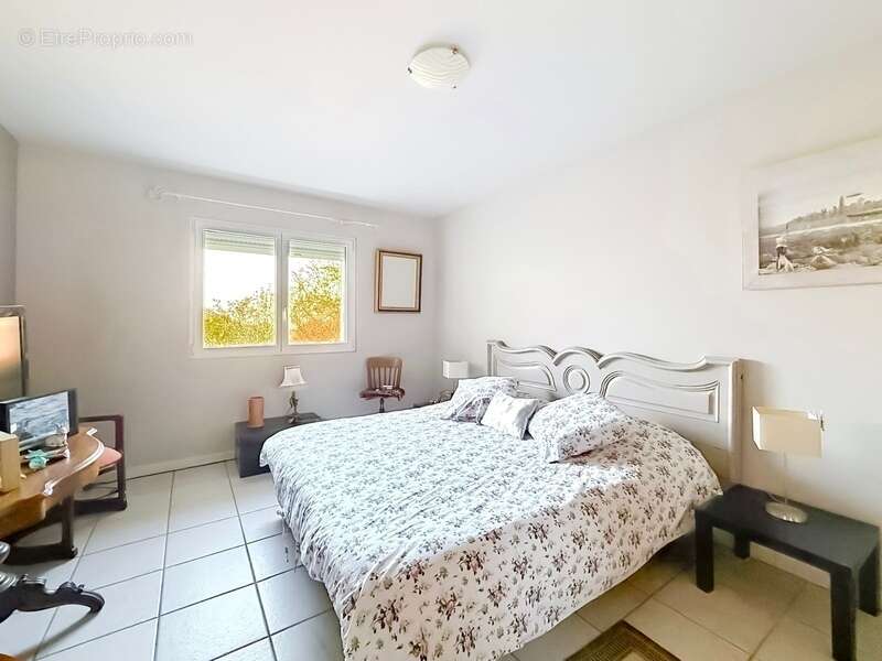 Maison à VETRAZ-MONTHOUX