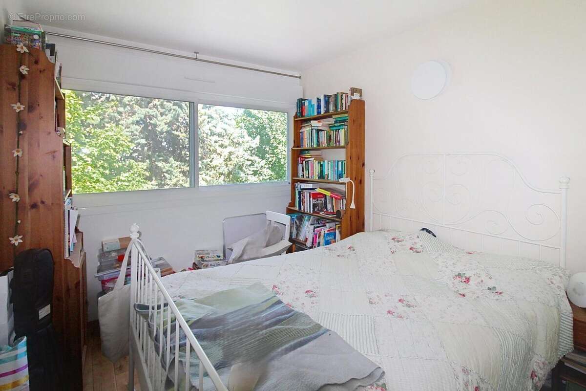 Photo 6 - Appartement à BOURG-LA-REINE