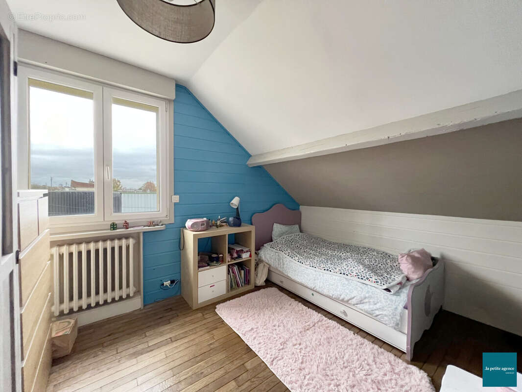 Maison à FLEURY-SUR-ORNE