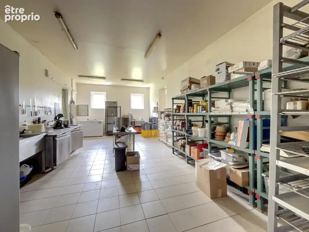 Immeuble mixte habitation/local commercial sur terrain 34,45 ares à PHILIPPSBURG - photo 6