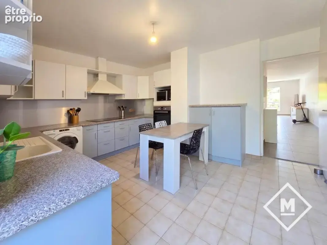 Appartement T4 lumineux à Marseille 9ème, quartier Cabot, avec terrasses et garage - photo 11