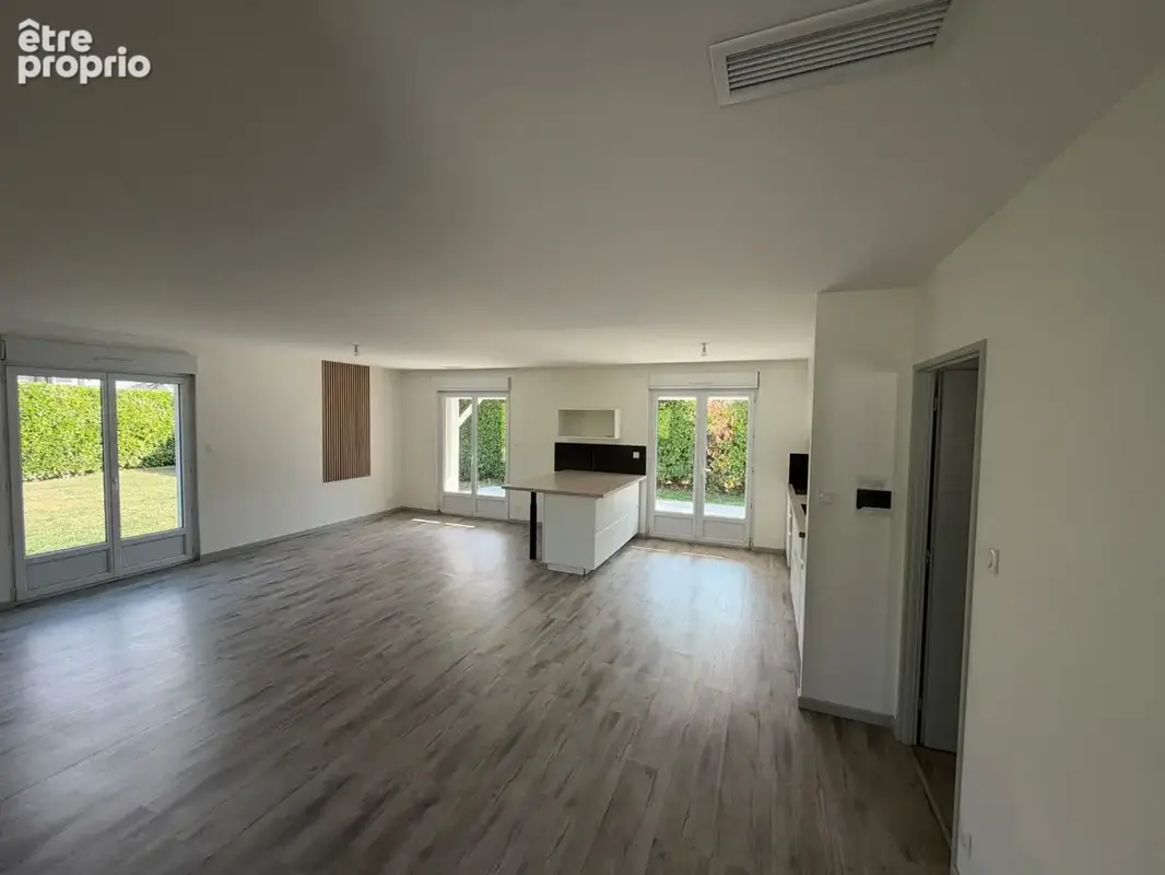 Maison 5 pièces 138 m² à vendre à Pommier-De-Beaurepaire (38260) - photo 4