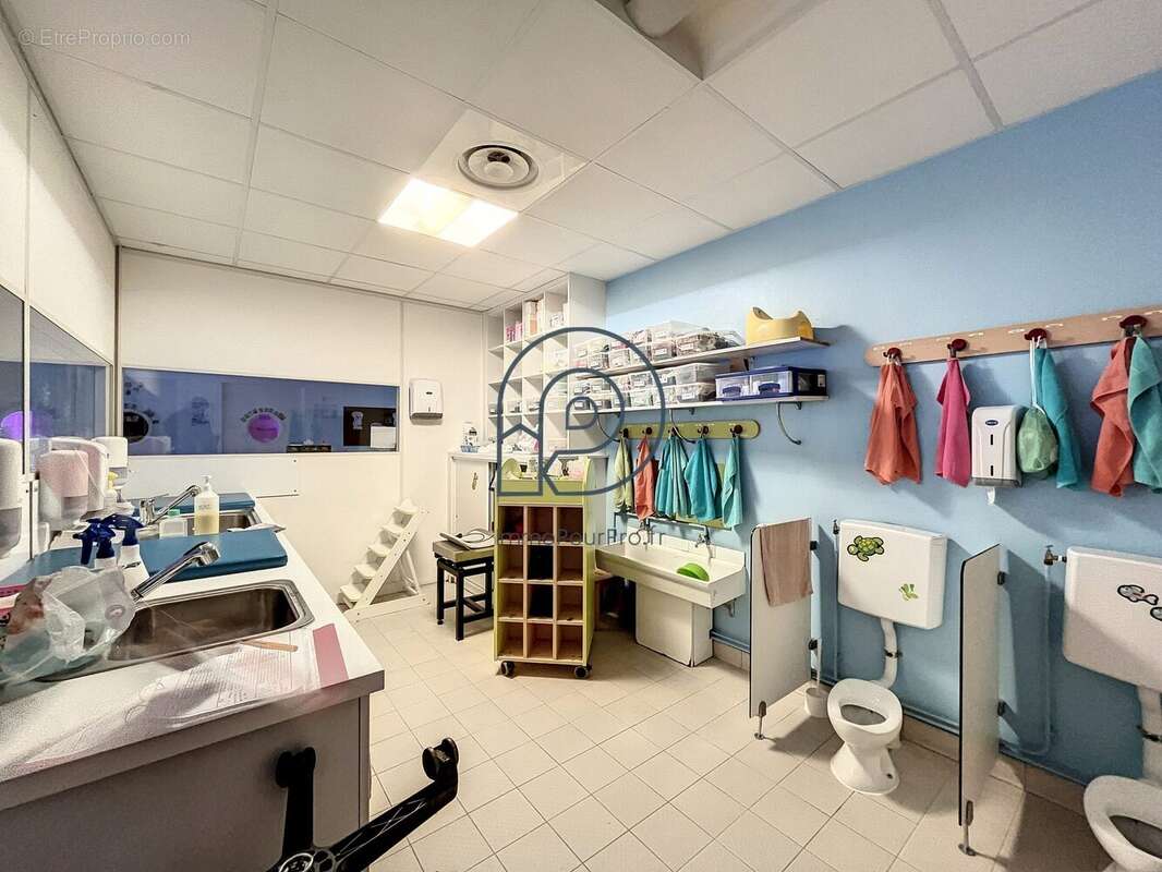 Commerce à SARS-ET-ROSIERES