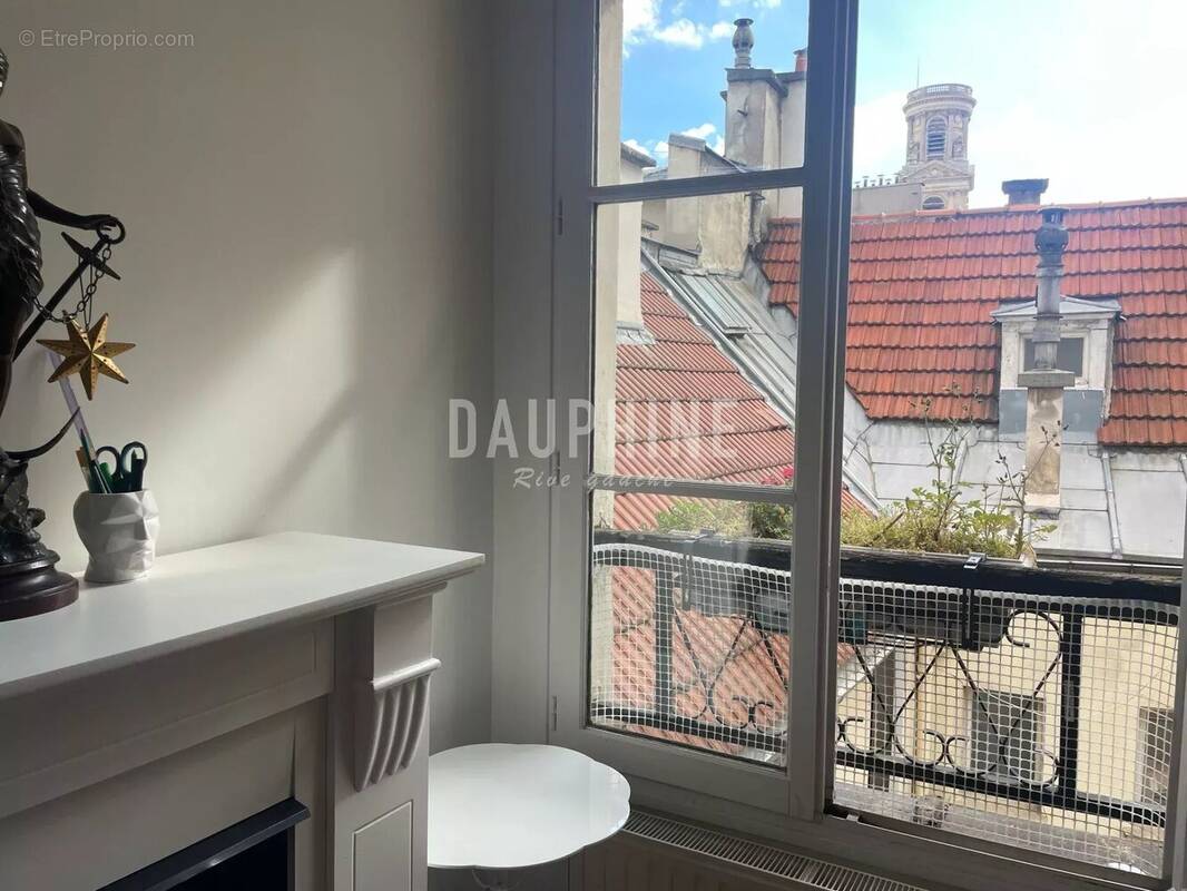 Appartement à PARIS-6E
