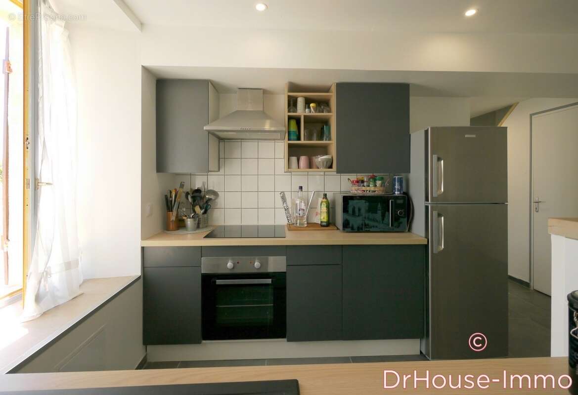 Maison à FONTAINE-LES-GRES